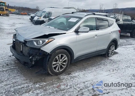 2018 Hyundai Santa Fe Sport 2.0T z USA, uszkodzony, nr VIN 5XYZUDLAXJG553760